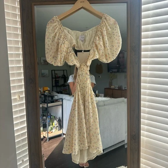 Sabo Skirt Kenny Cutout Daisy Flower Dress.